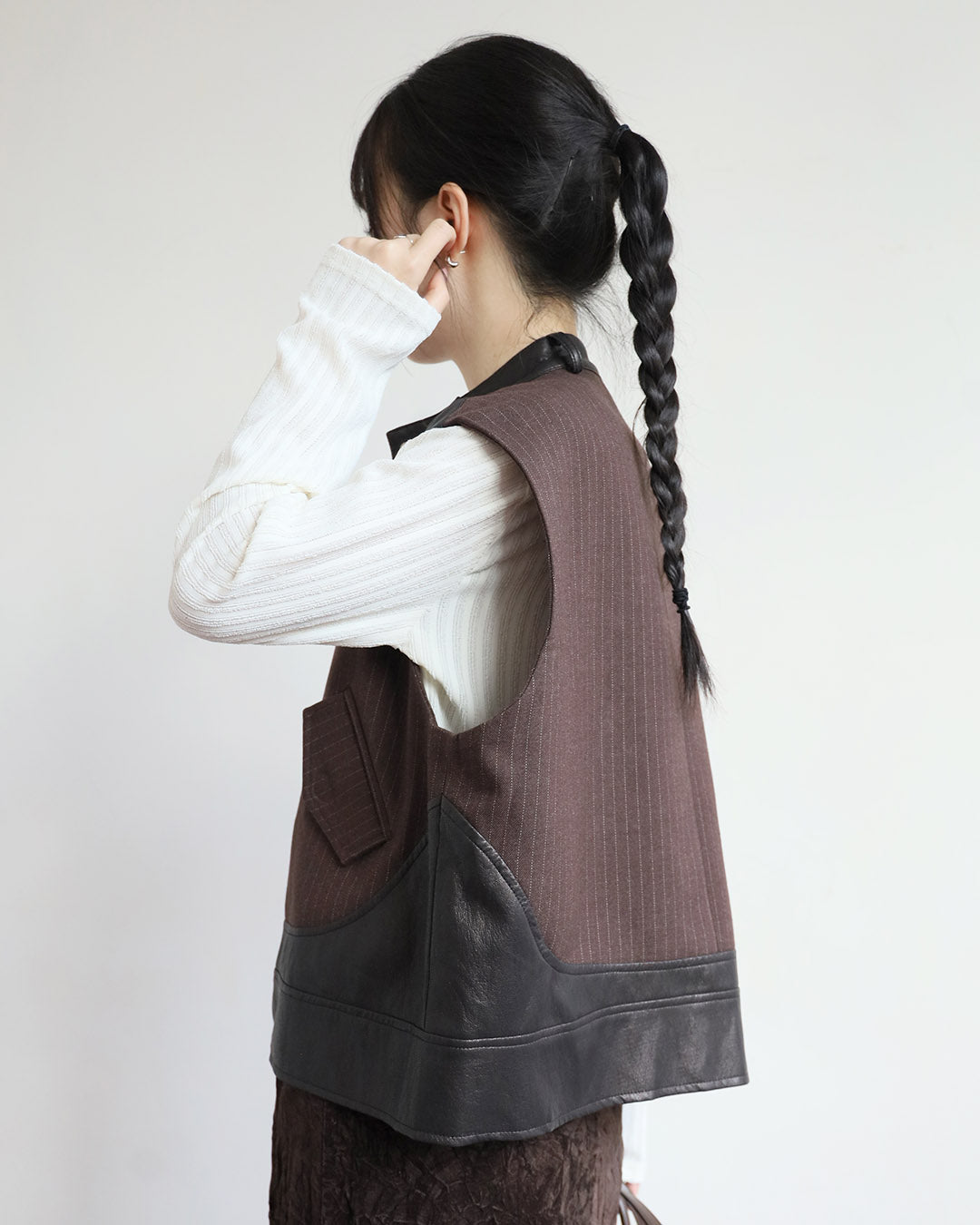 Faux Leather Inserted Pinstriped Vest (2 Color)