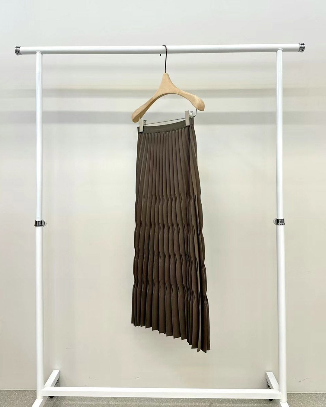 Pleated Skirt (Dark Grey)