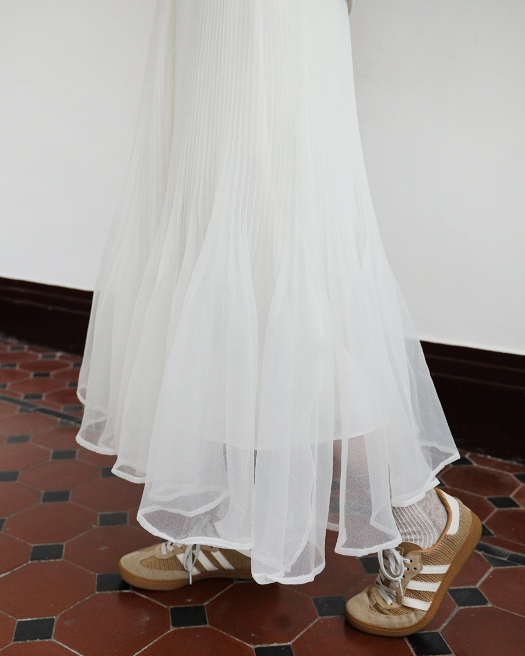 Japan Brand - Mesh Pleated Skirt (2 colors)