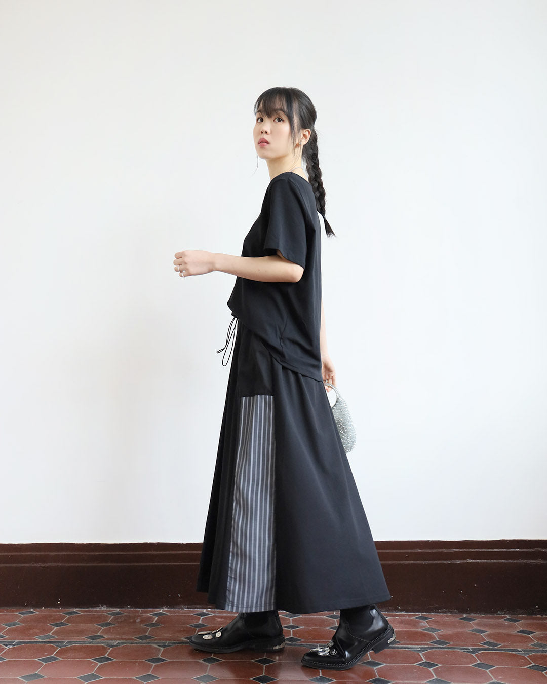 Cut Out Details Tee ( 3 Colors)