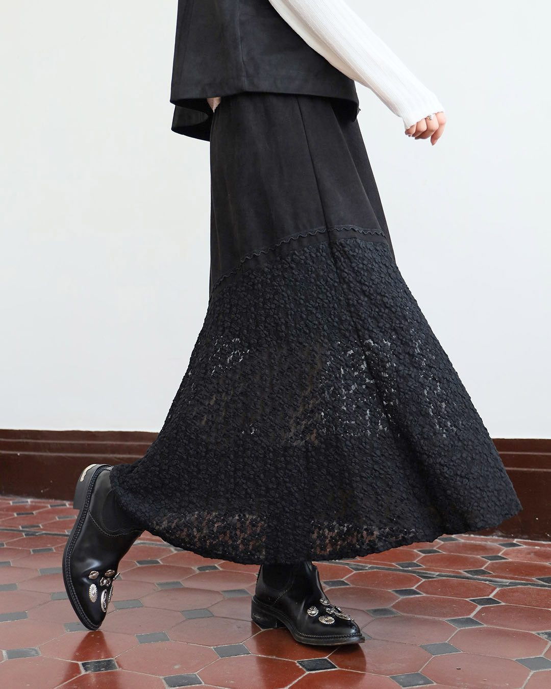 Faux Suede Lace Hem Skirt (2 Colors)