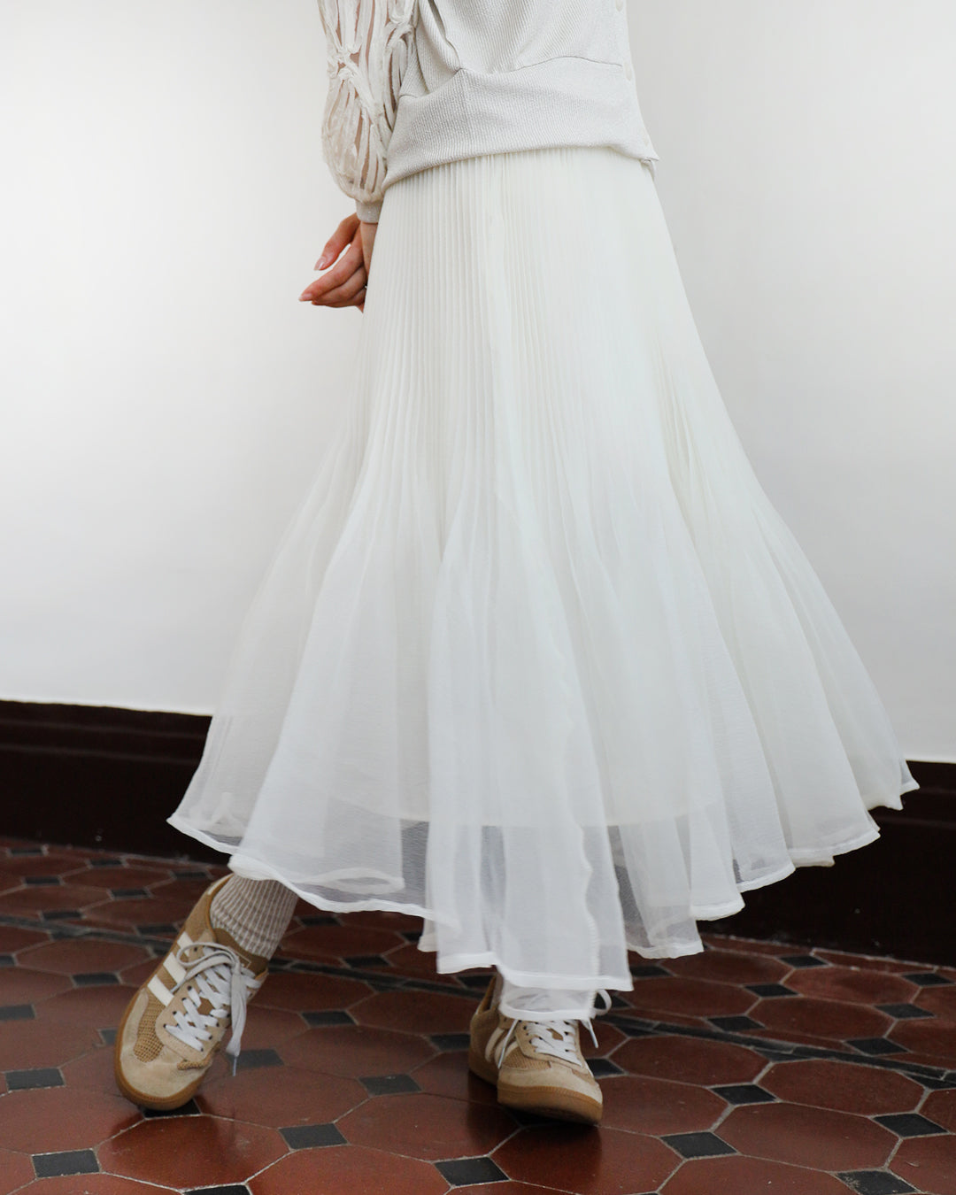 Japan Brand - Mesh Pleated Skirt (2 colors)