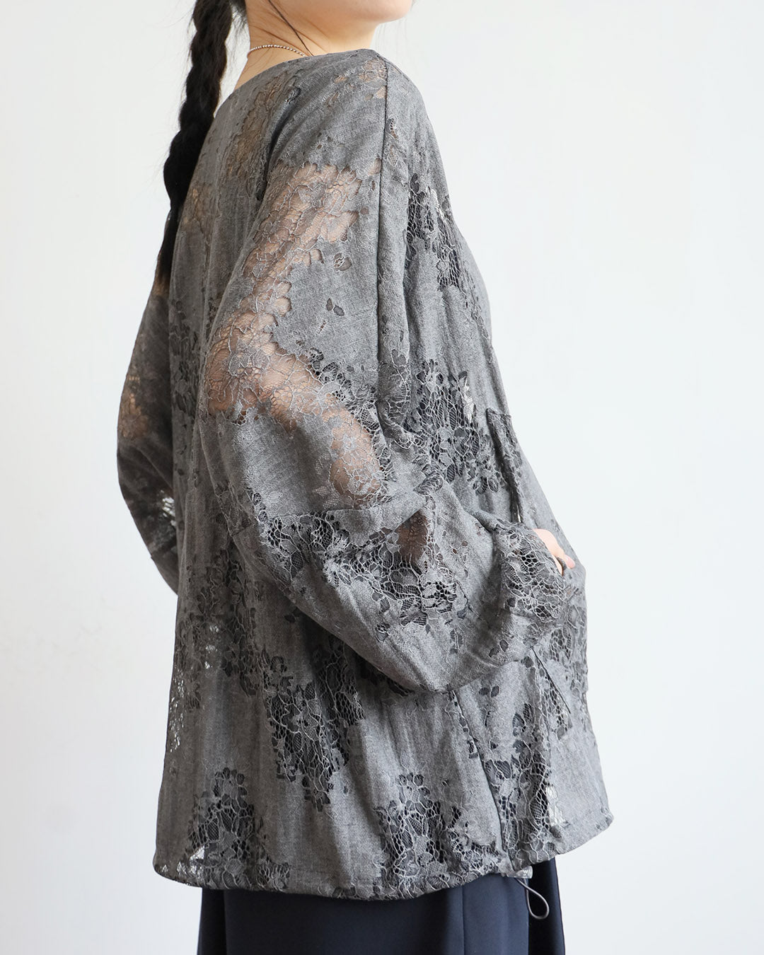Loose Fit Lace Outer (2 Colors)