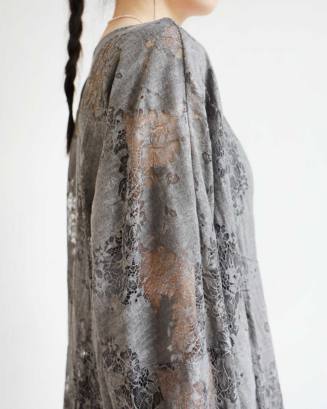 Loose Fit Lace Outer (2 Colors)