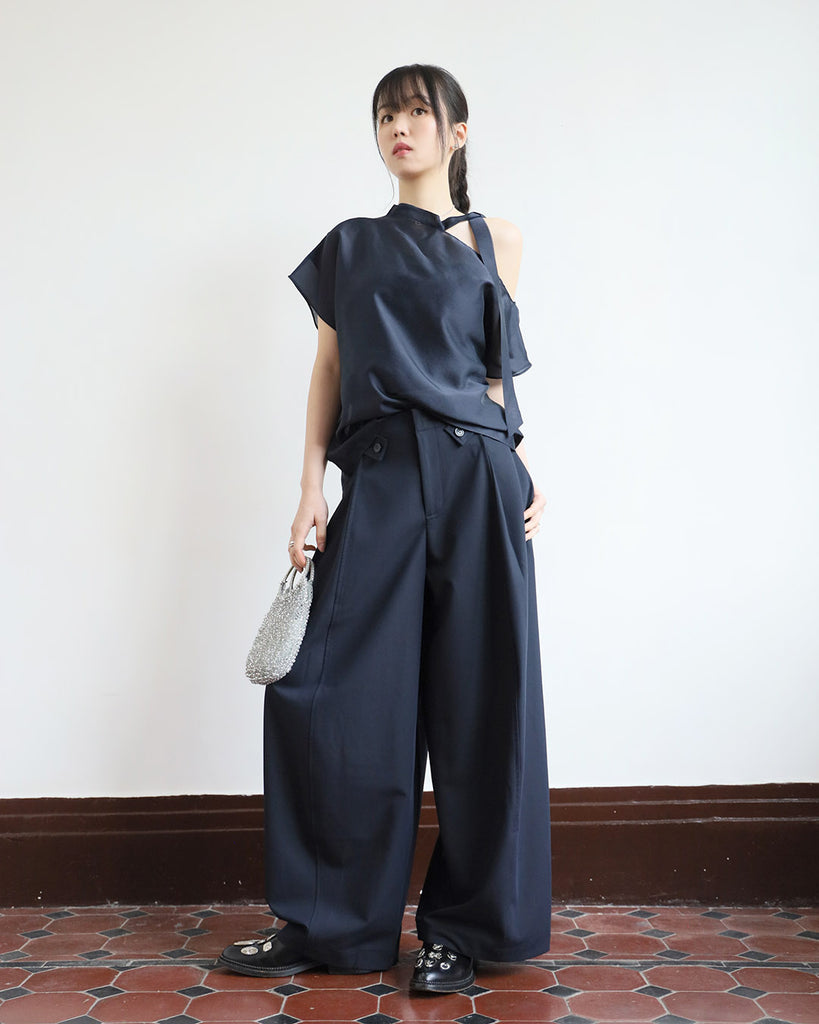 One Shoulder Tie Collar Top (2 colors)