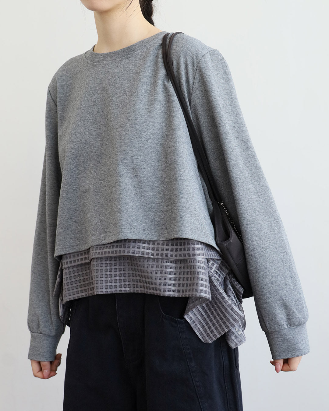 Checker Mesh Hem Sweatshirt (2 Colors)