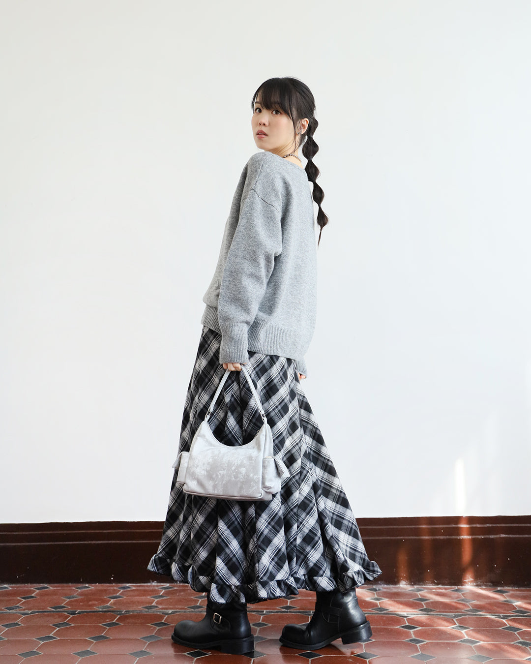 Ruffle Trimmed Checker Skirt (2 color)