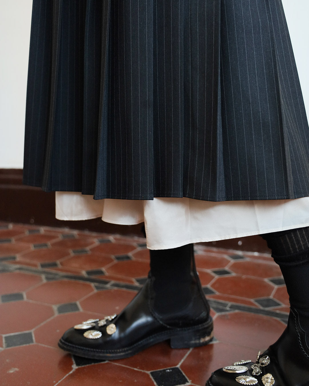 Pinstripe Layer Pleated Skirt