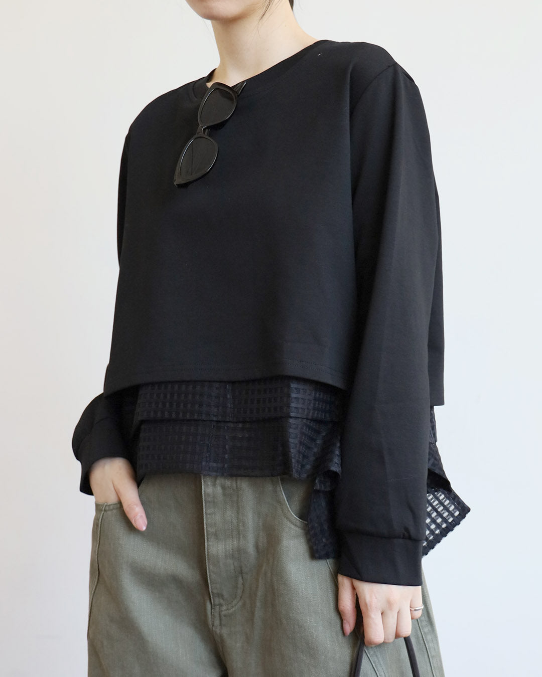 Checker Mesh Hem Sweatshirt (2 Colors)