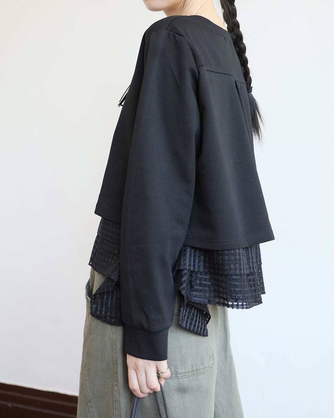 Checker Mesh Hem Sweatshirt (2 Colors)