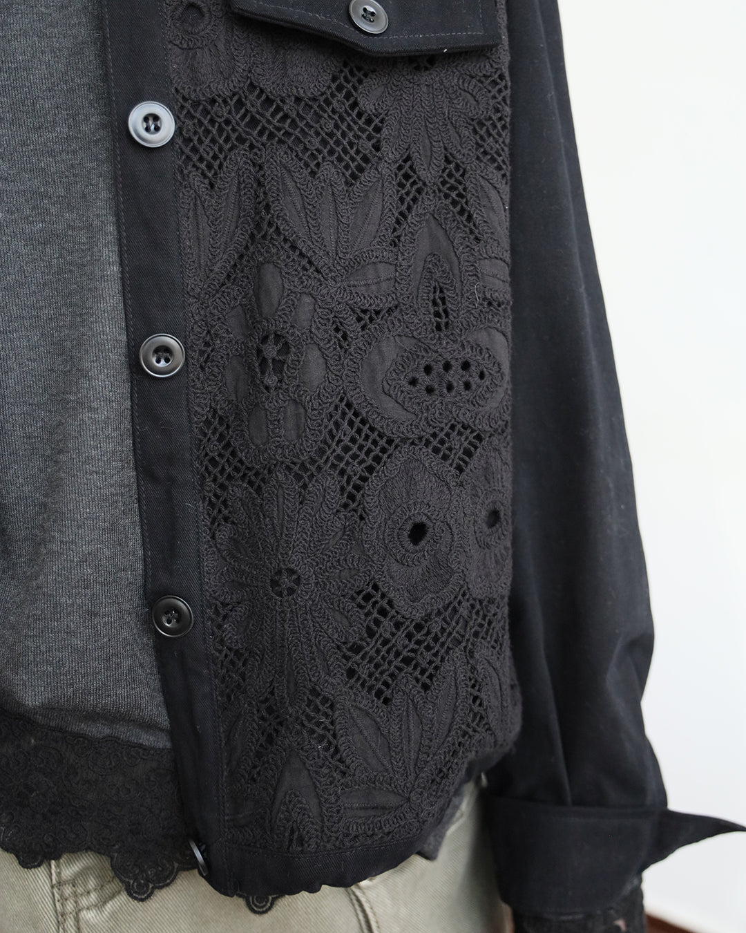 Mix Fabric Embroidery Jacket (2 color)