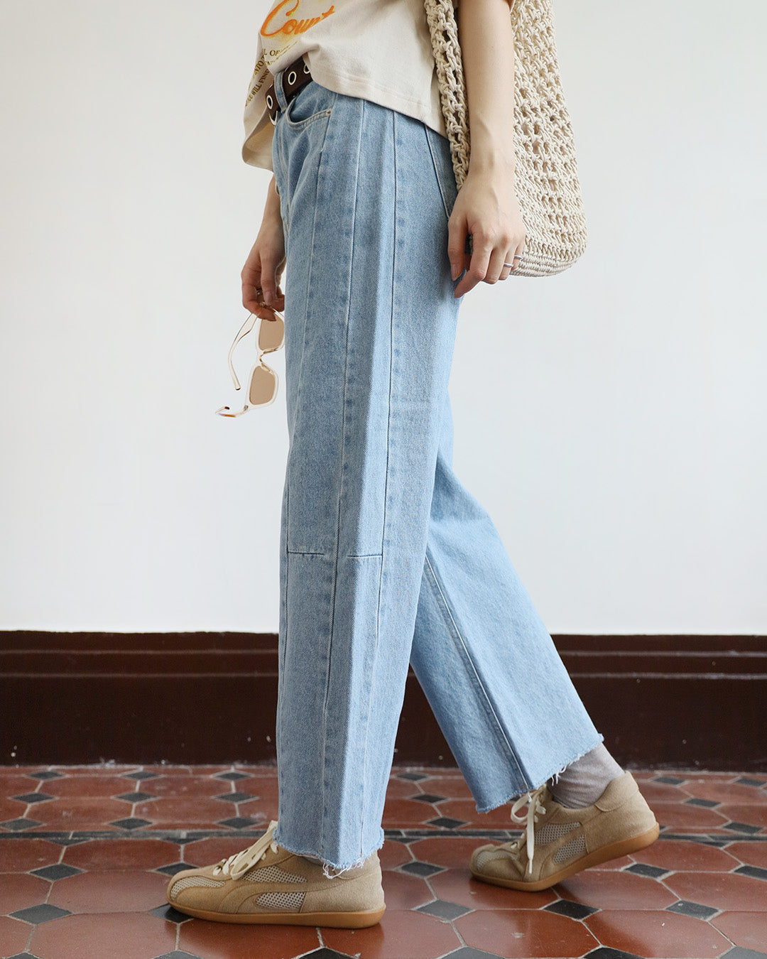 Cropped Barrel  Jeans (2 Colors | Size S - L)
