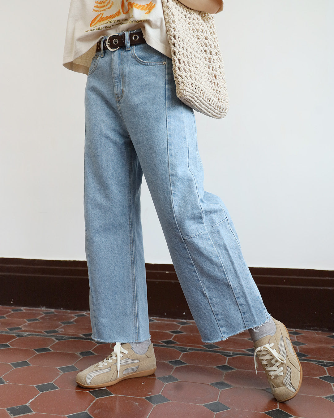 Cropped Barrel  Jeans (2 Colors | Size S - L)