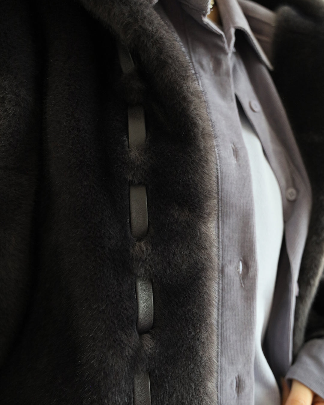 Hooded Faux Fur Jacket (2 Colors)