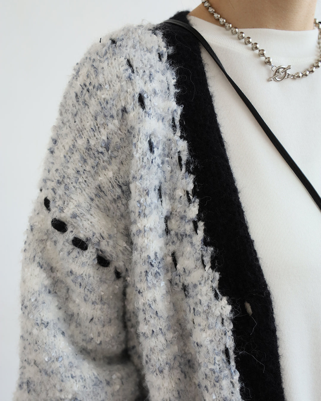 Contrast Stitch Pockets Cardigan (2 Colors)