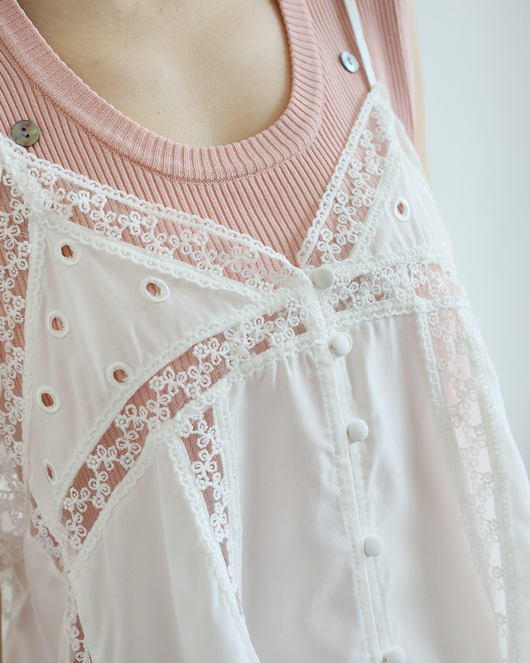 Lace Trim Eyelet Cami Top (2 Colors)