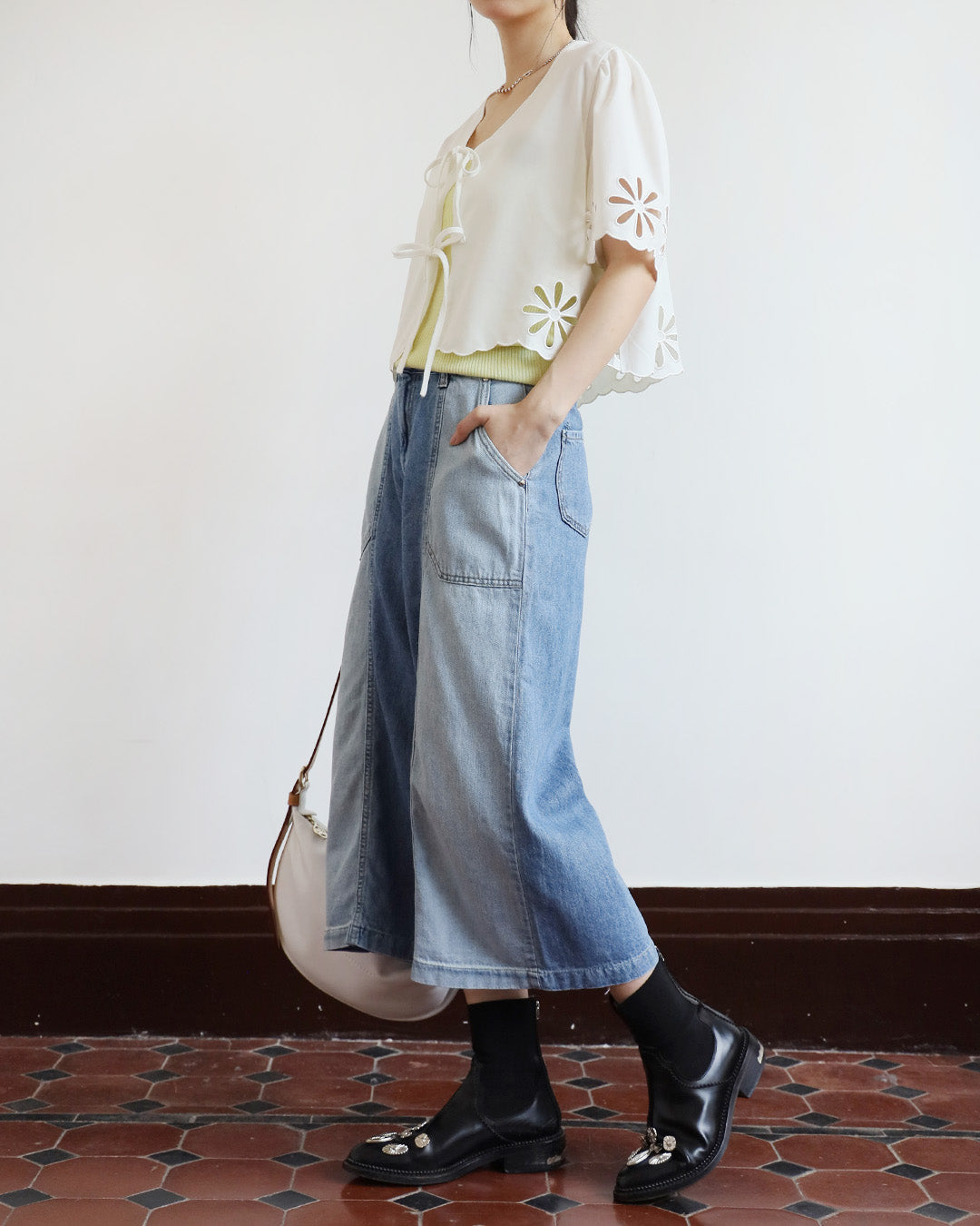 2-Tone Cropped Jeans (Size S - XL)