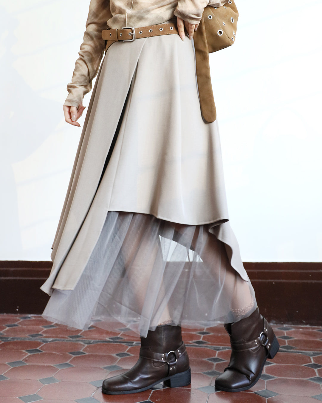 Asymmetric Mesh Layer Skirt (2 color)