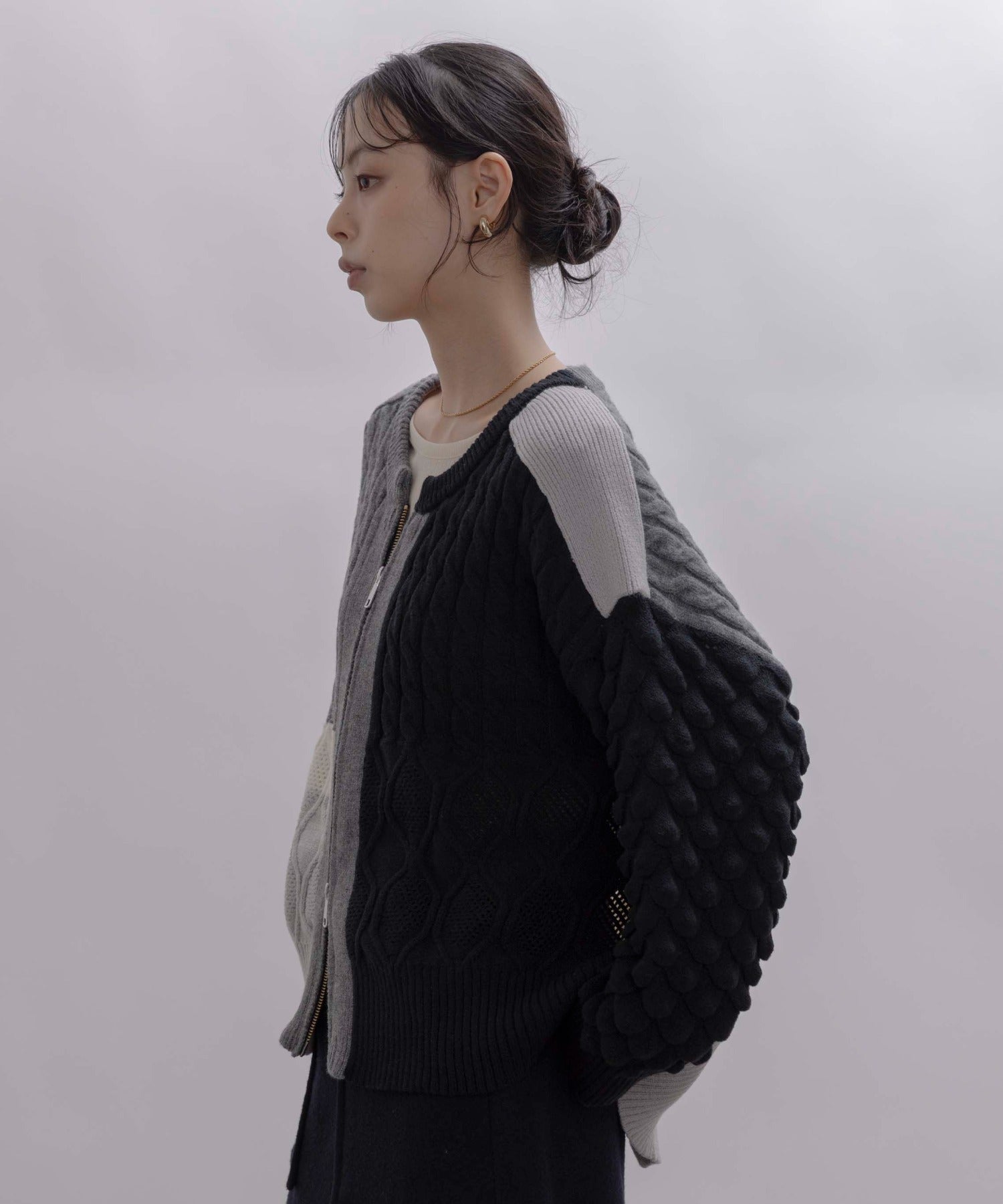 Cable Knit Zip Up Cardigan (2 color)