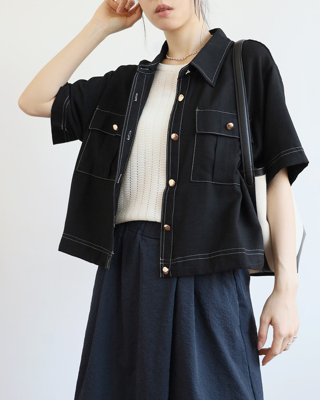Contrast Stitch Pockets Shirt ( 2 Colors)
