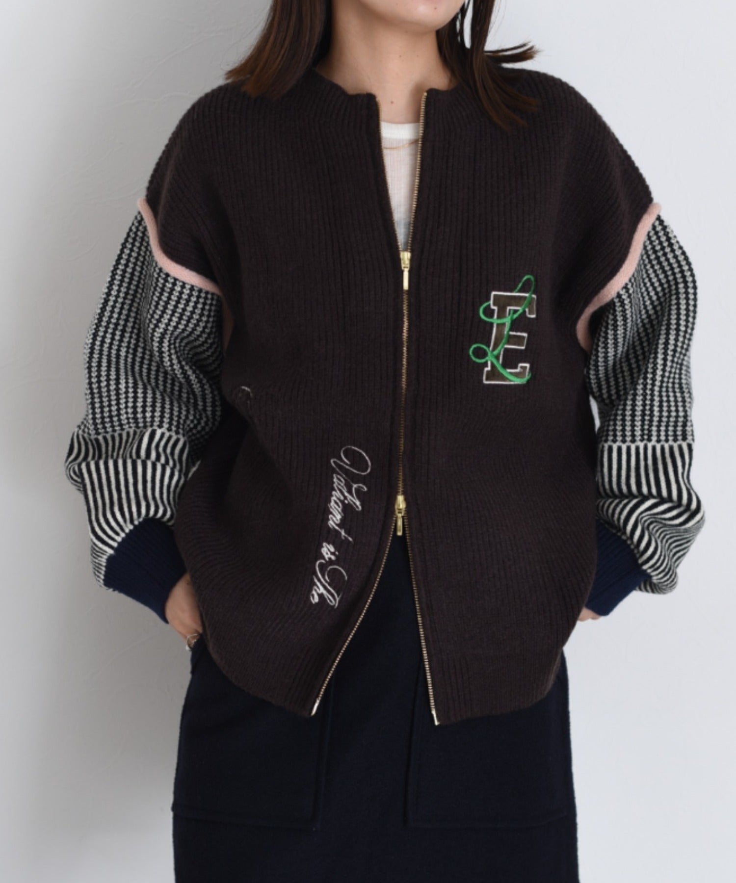 Embroidery Zip Up Cardigan (2 color)