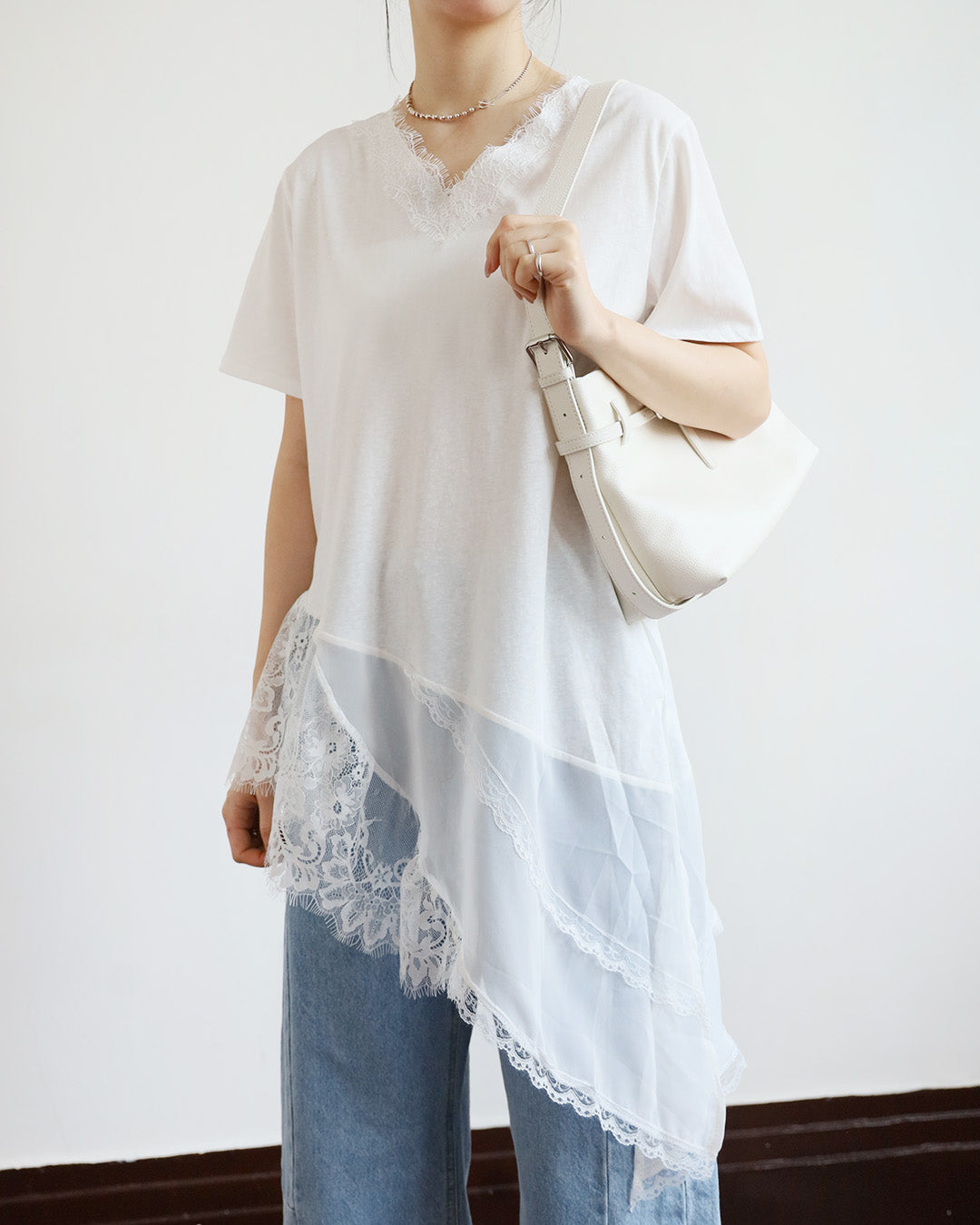 Lace Hem Tee (2 Colors)