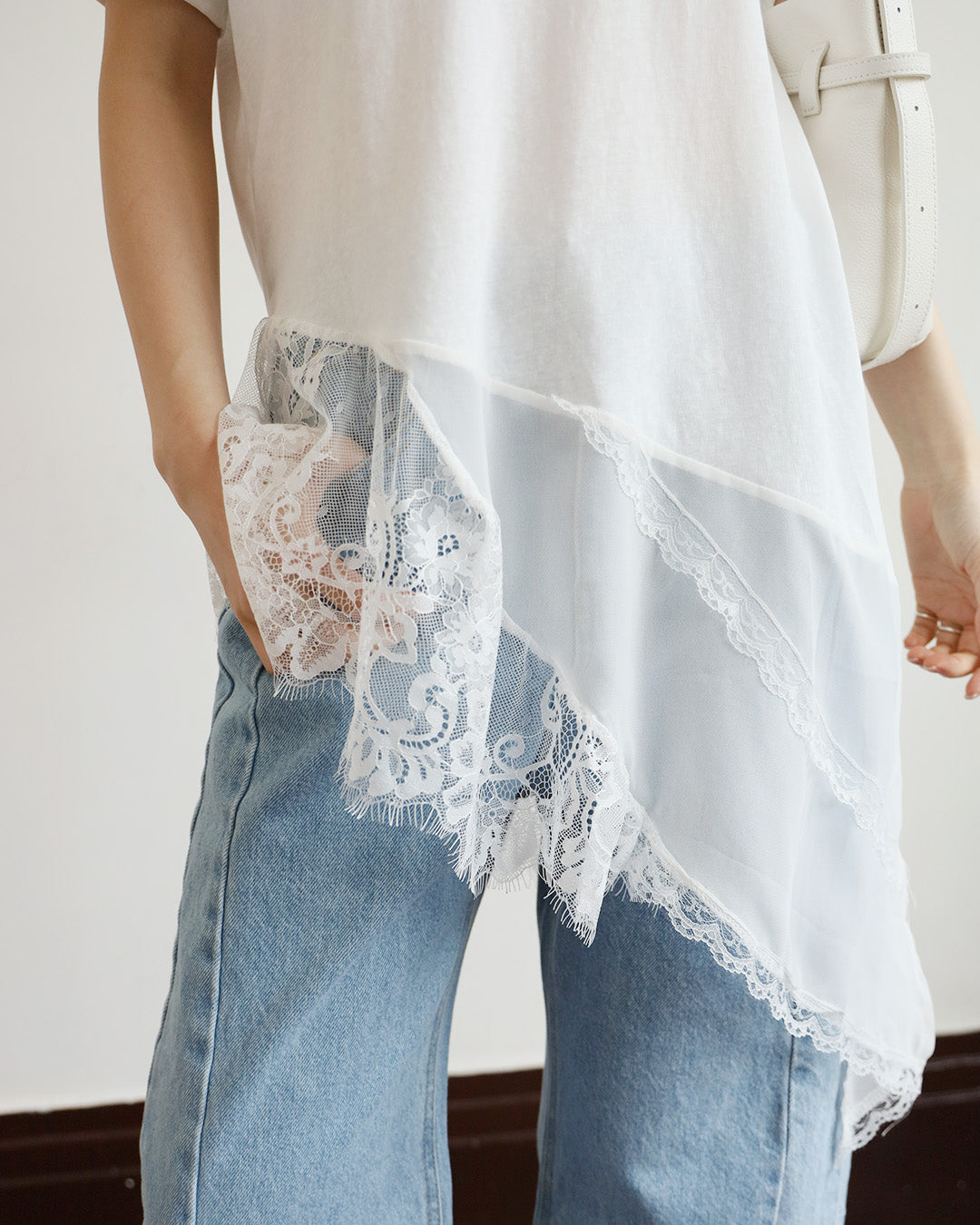 Lace Hem Tee (2 Colors)