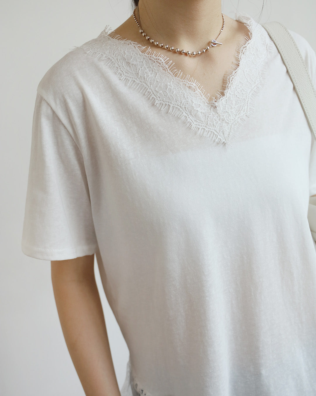 Lace Hem Tee (2 Colors)