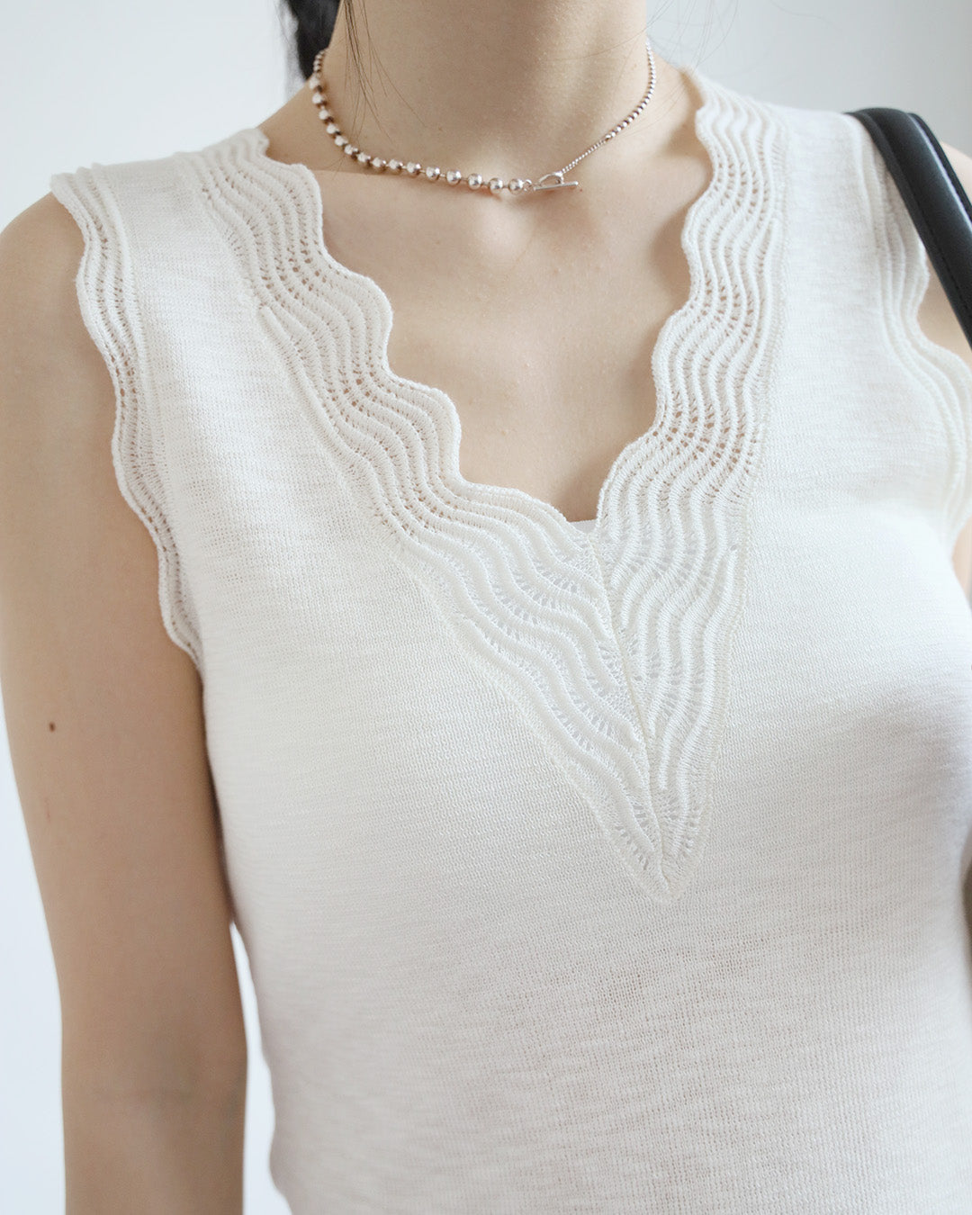 Wavy Trim Vest