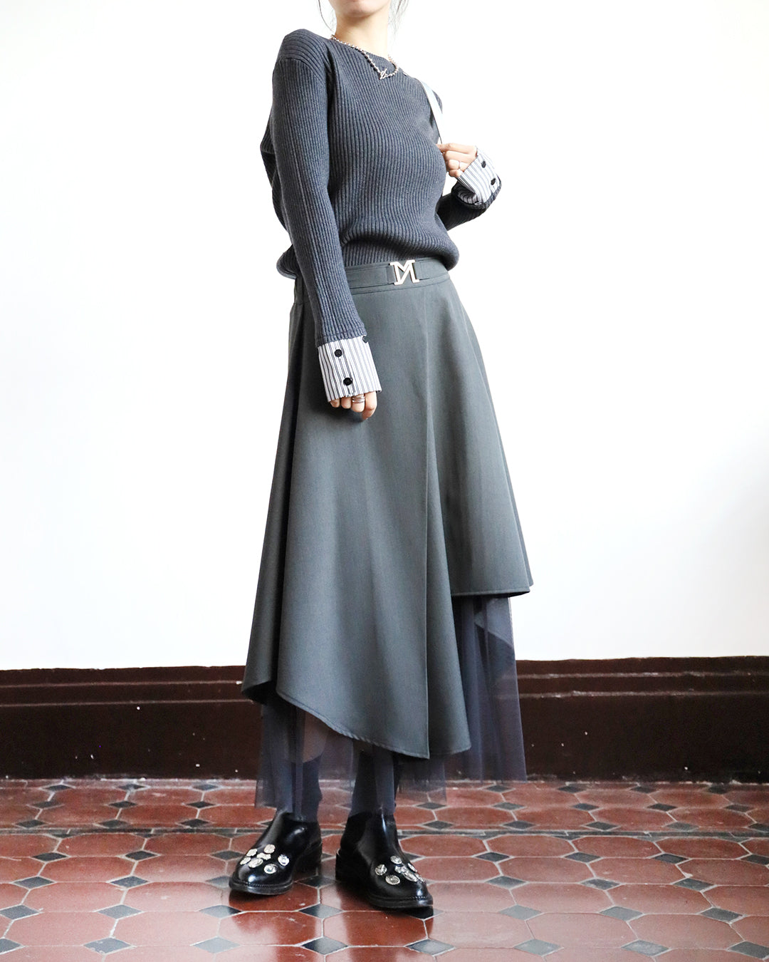 Asymmetric Mesh Layer Skirt (2 color)