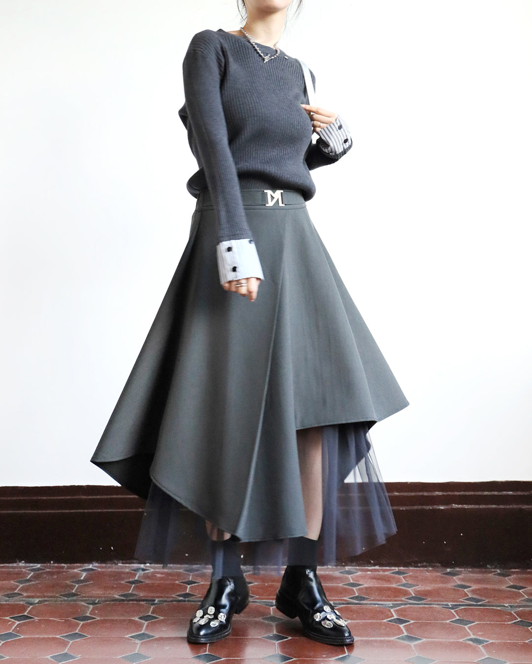 Asymmetric Mesh Layer Skirt (2 color)