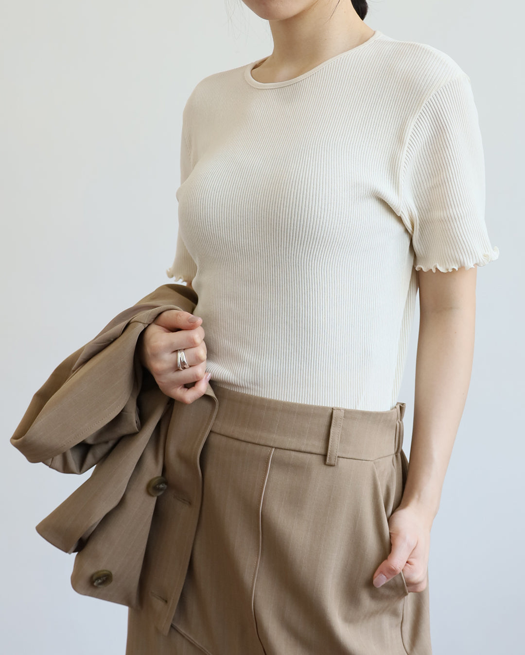 Ruffle Trimmed Top (5 color)