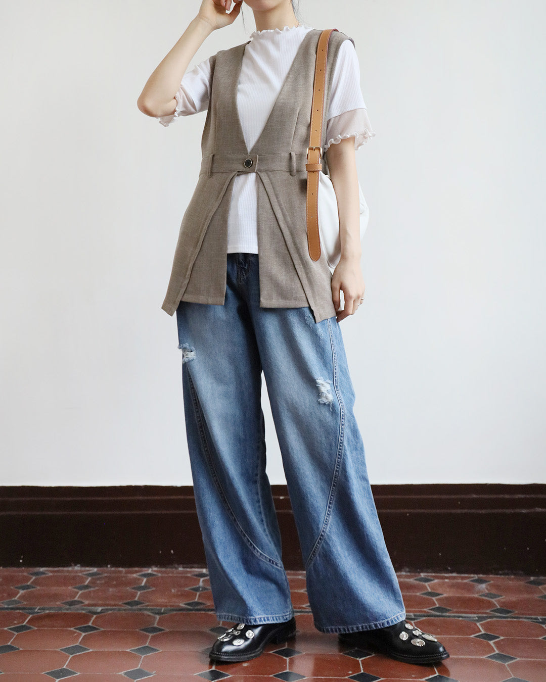 Japan Brand - Airy Buckle Waistcoat (2 Colors)