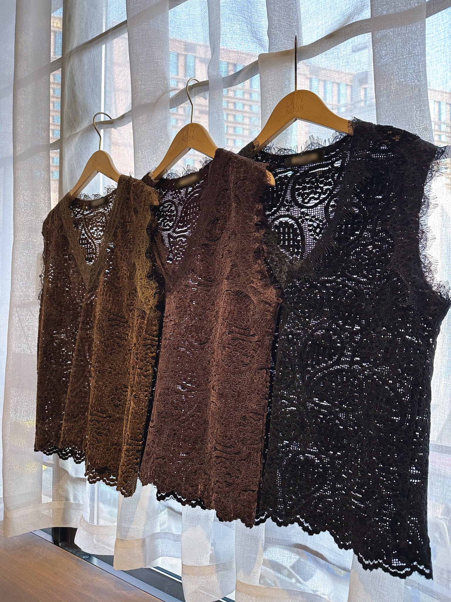 Velvet Lace Vest (4 Color)