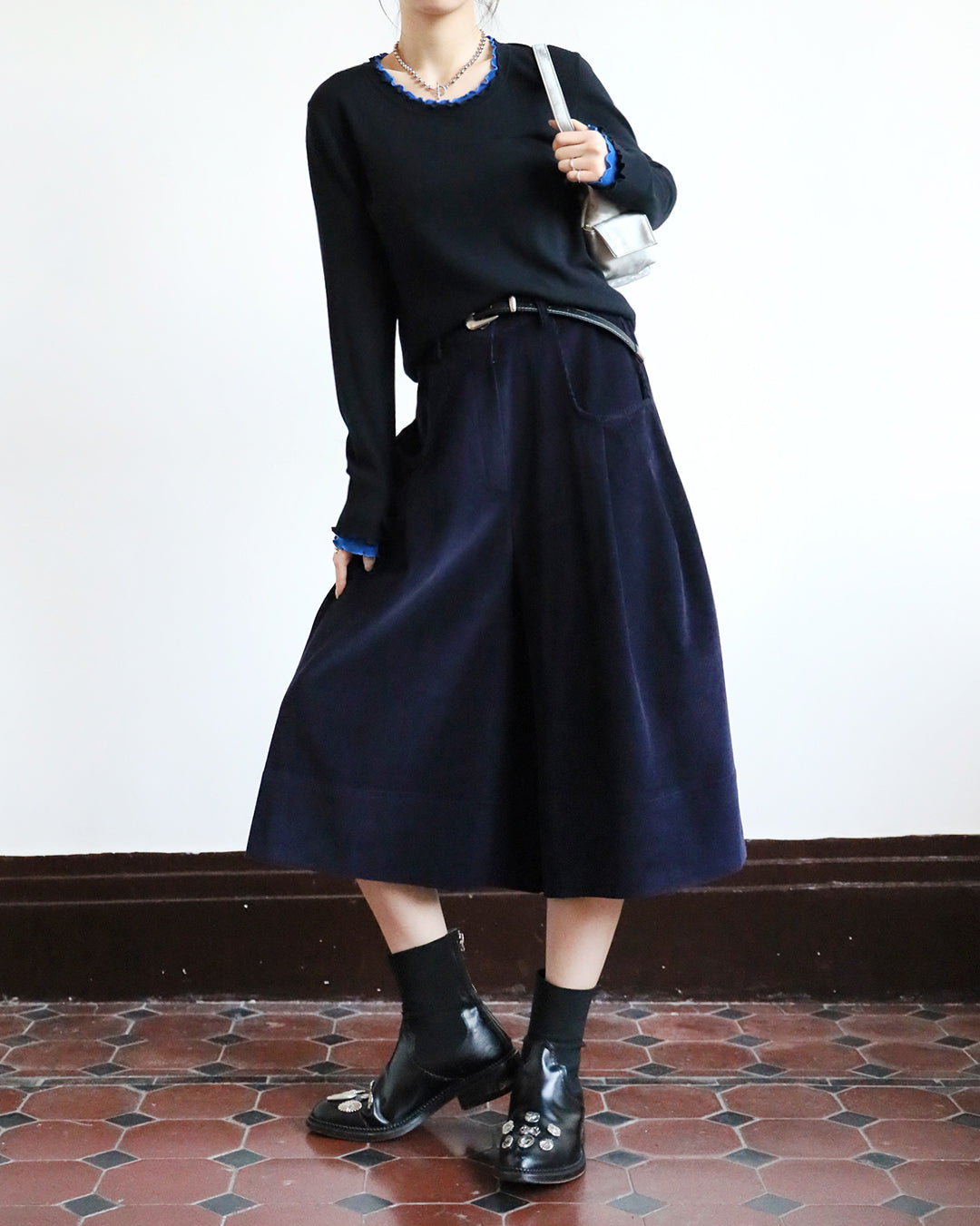 Ruffle Trimmed Top (6 color)