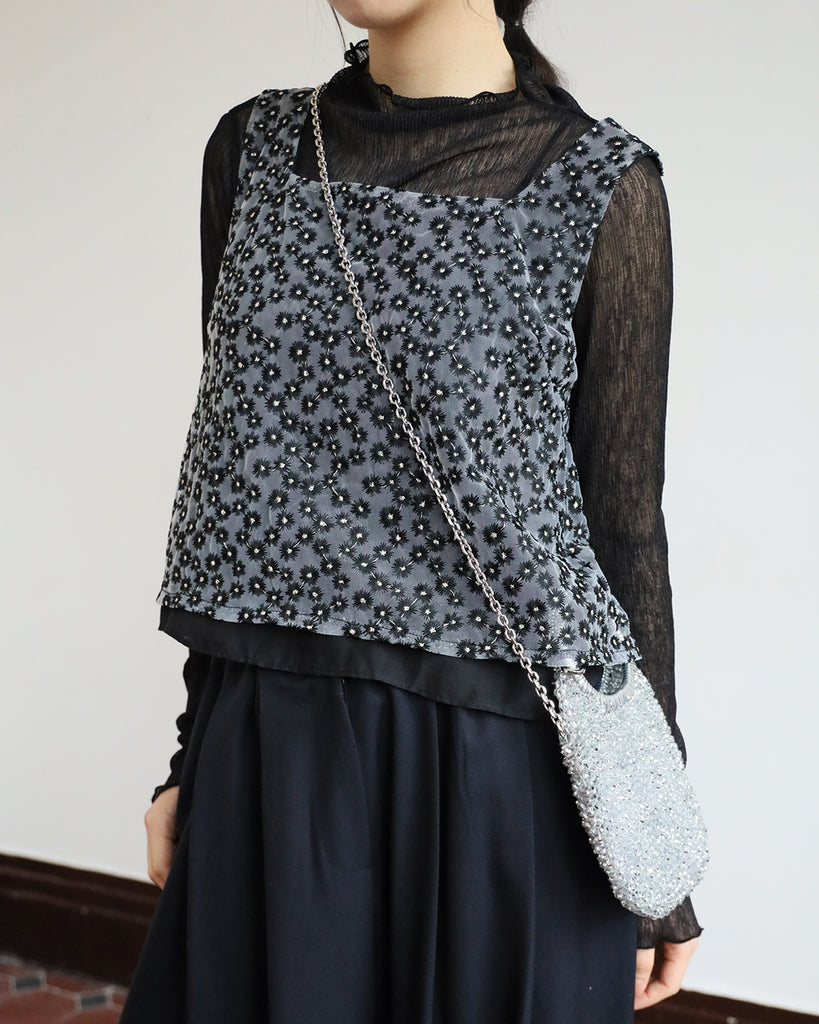 Square Collar Embroidery Vest