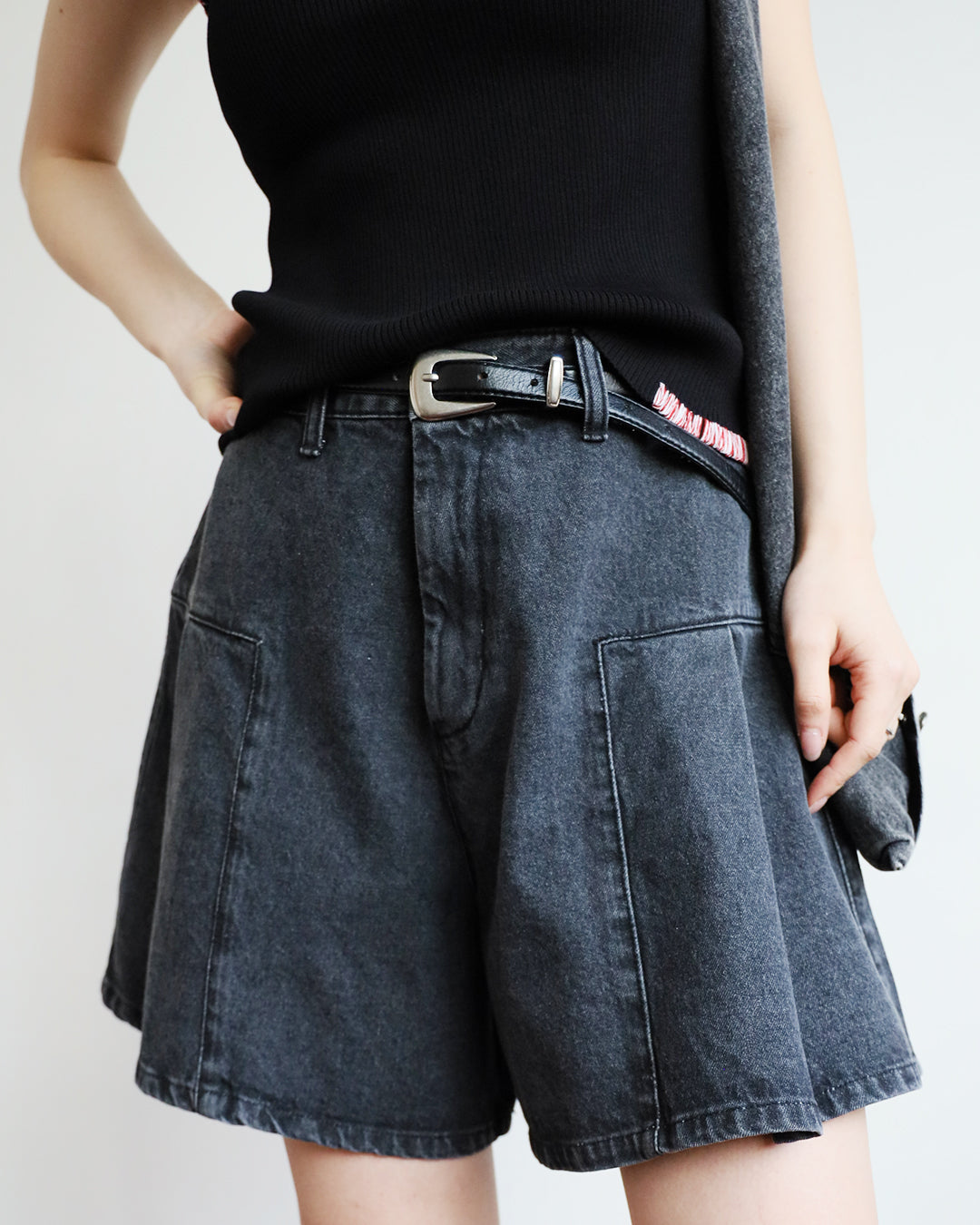 Pleated Denim Shorts (2 colors | Size S-L)