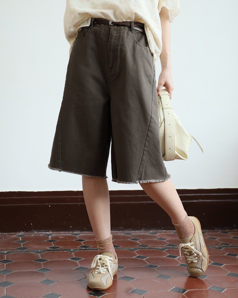 Mid Length Shorts (Size L)