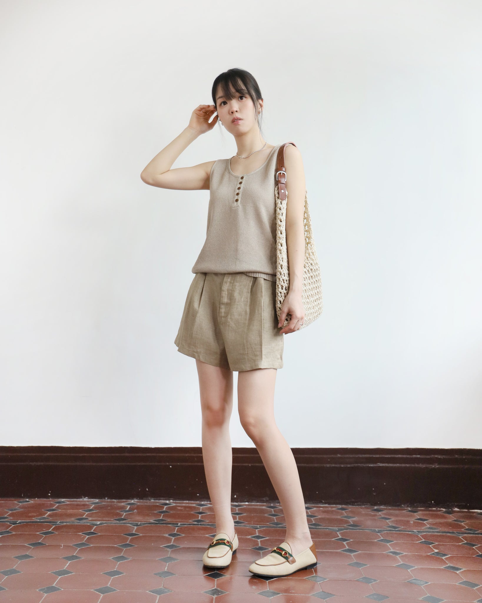 Button Details Vest (3 colors)