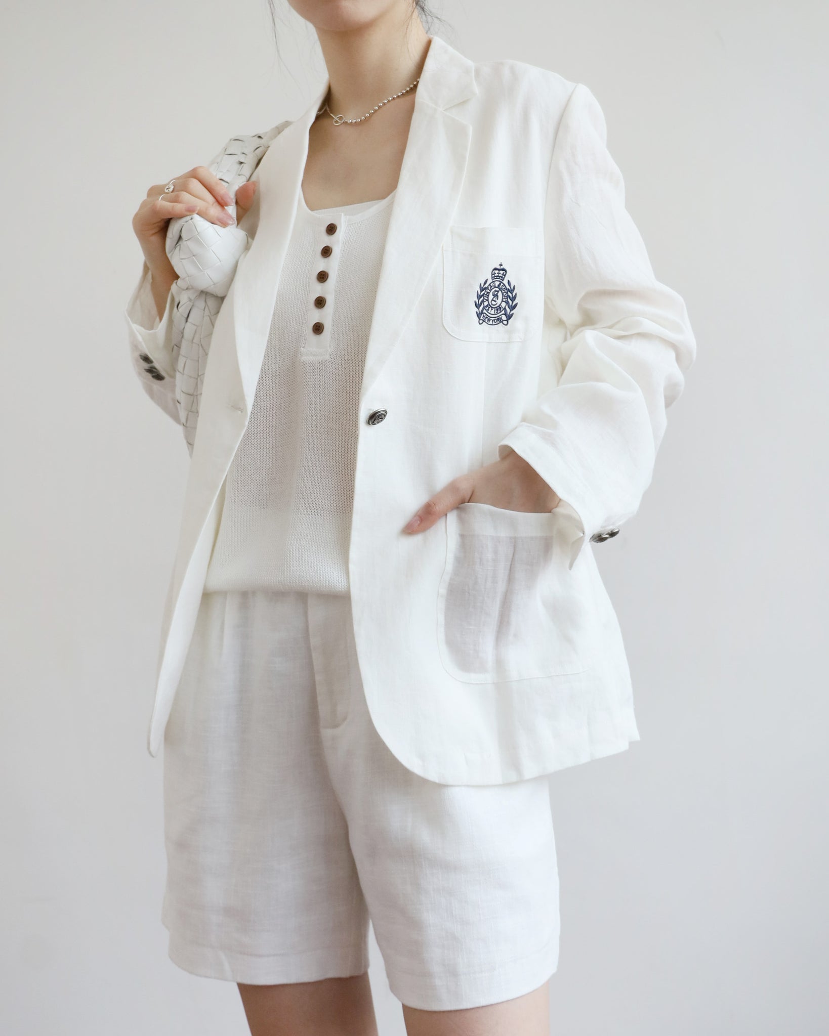 *Embroidery Logo Blazer (2 colors | Size M-L)