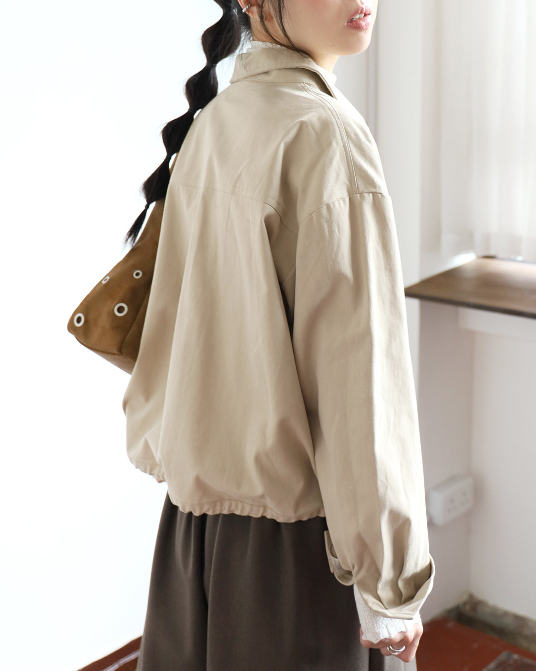 Mix Fabric Embroidery Jacket (2 color)