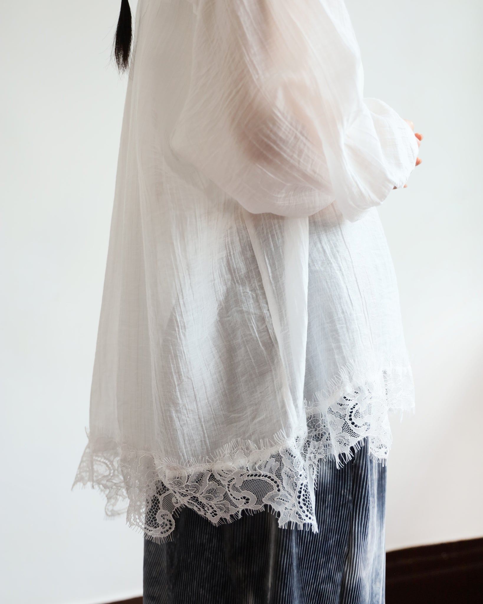 Lace Hem Shirt (2 colors)