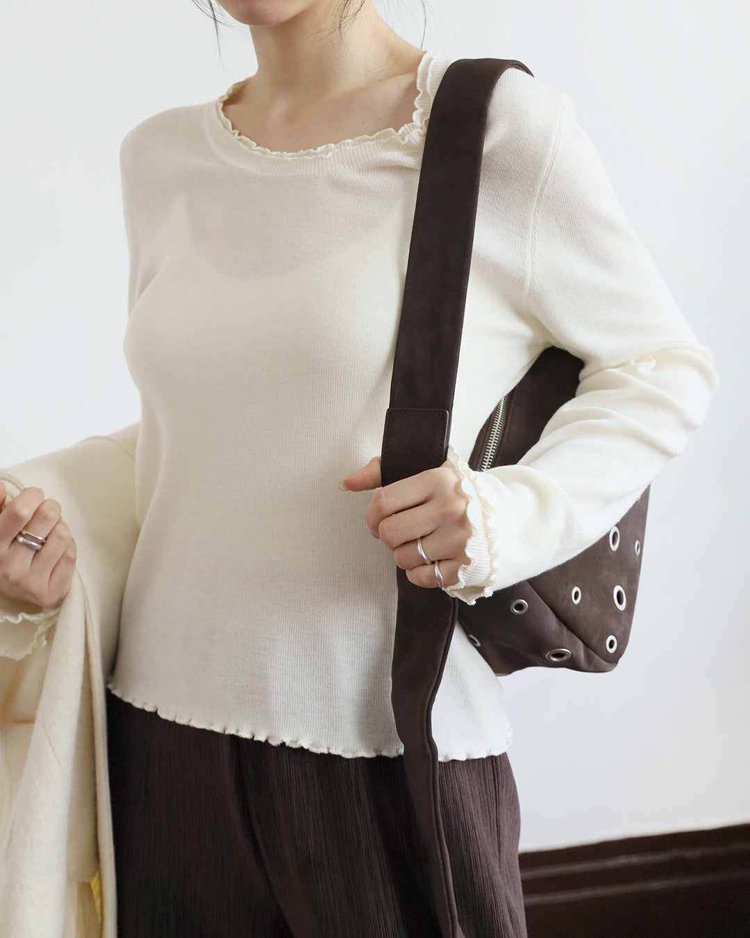 Ruffle Trimmed Top (6 color)