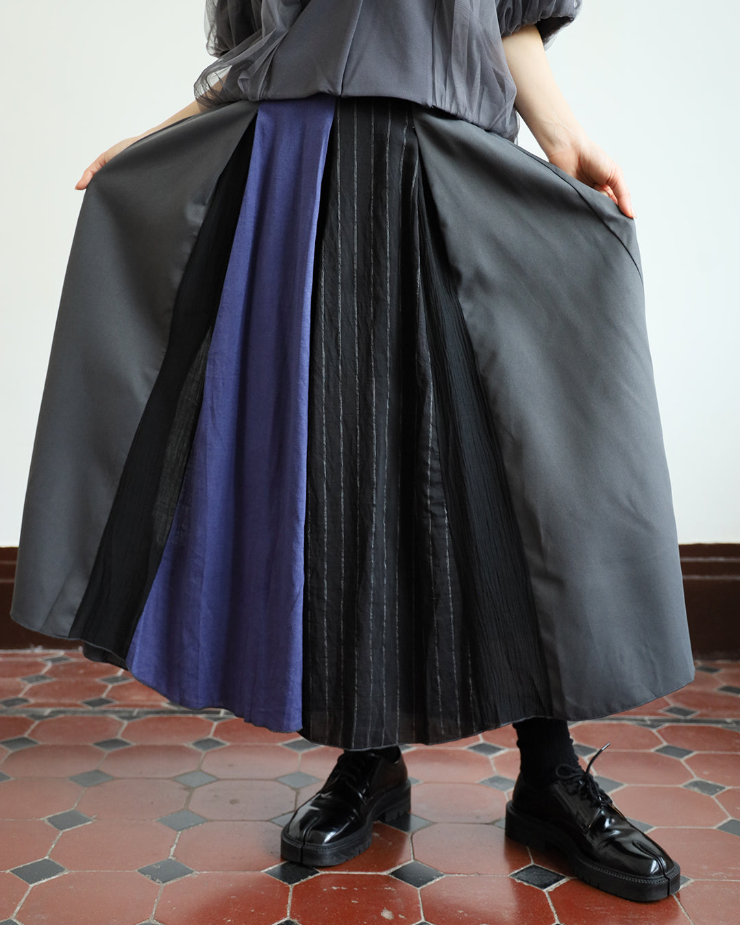 JAPAN BRAND - Mix Fabric Pinstriped Skirt