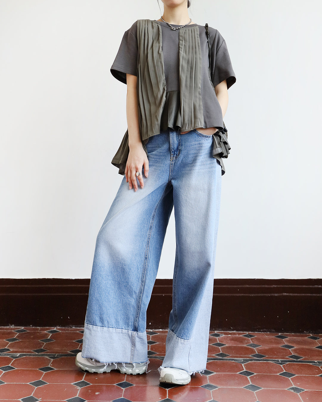 Wide Leg Patch Jeans (Size S-XL)