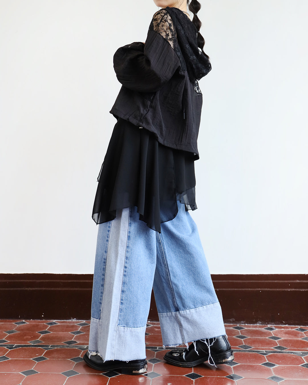 Wide Leg Patch Jeans (Size S-XL)