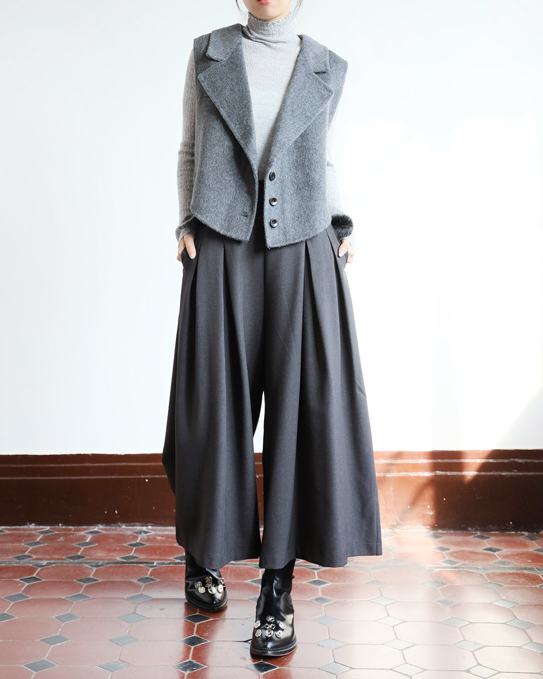 Front Pleated Crop Culottes (3 color)