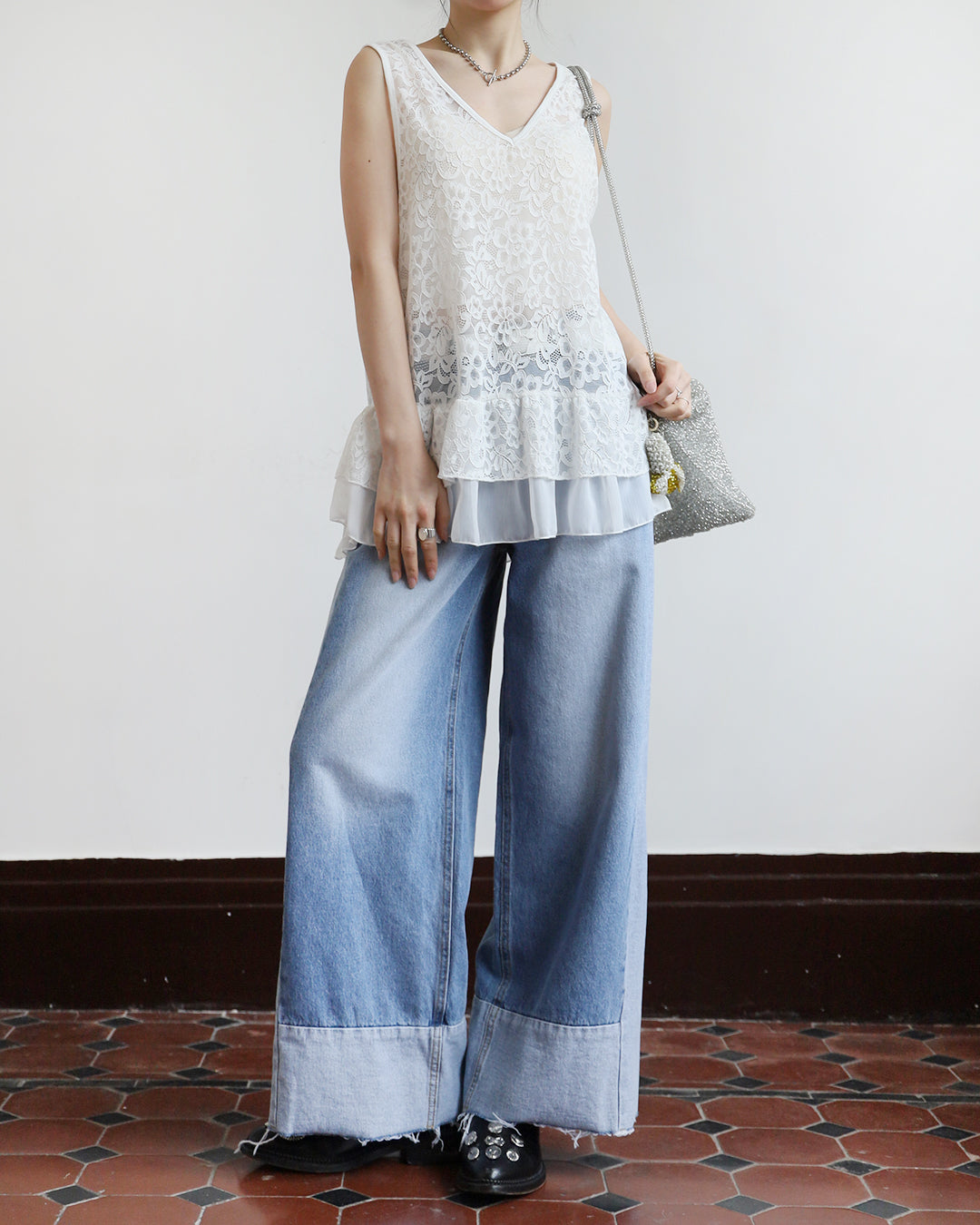 Wide Leg Patch Jeans (Size S-XL)
