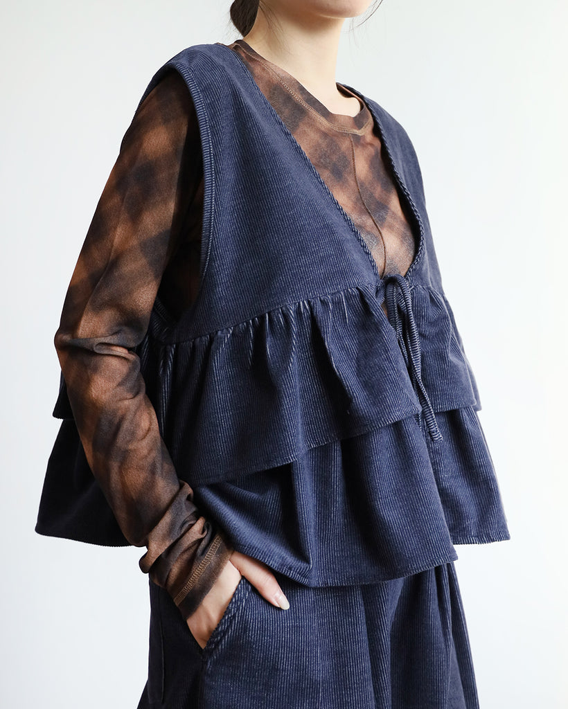Corduroy Ruffle Hem Vest (2 color)