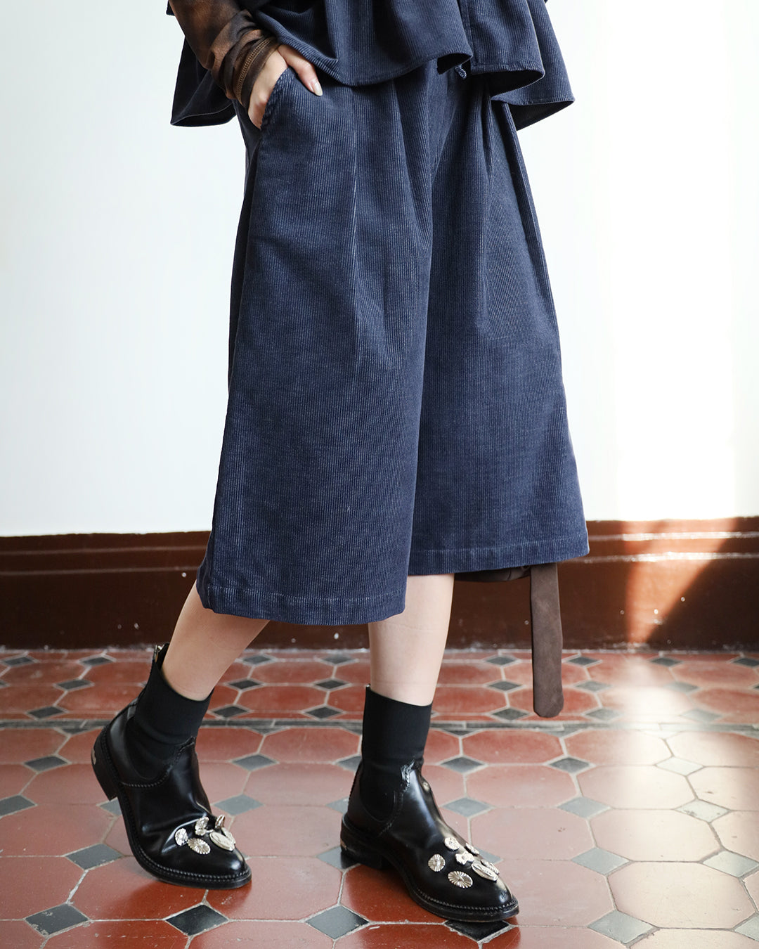 Corduroy Cropped Pants (2 color)